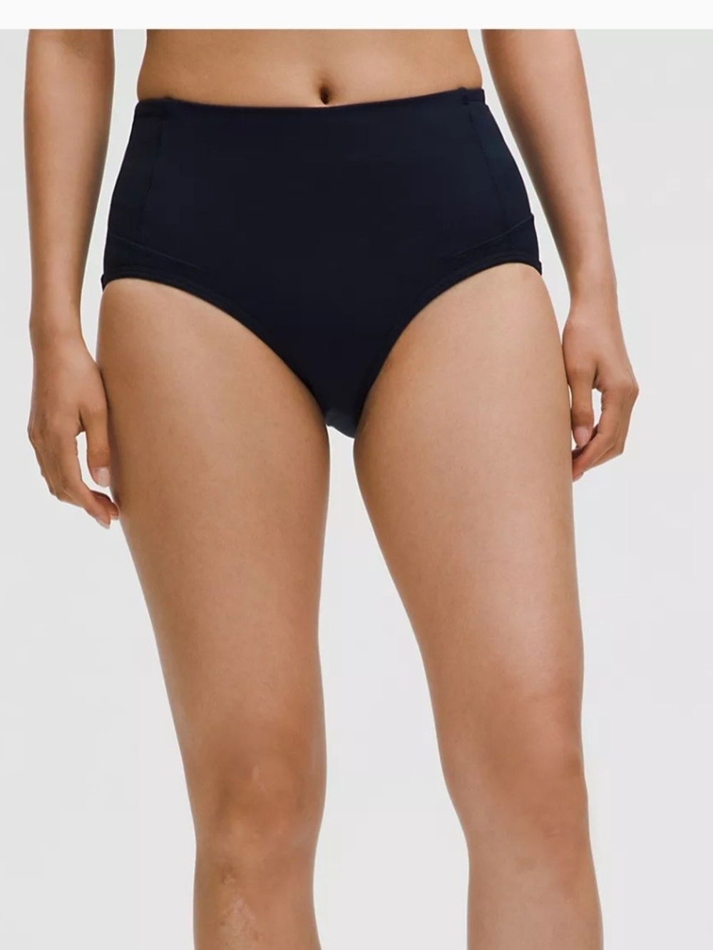 Lululemon Racing Briefs Size 8